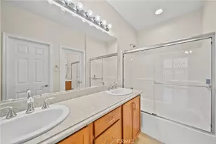 28472 Herrera, Valencia, CA 91354 - Photo 35