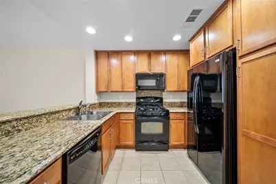 28472 Herrera, Valencia, CA 91354 - Photo 13