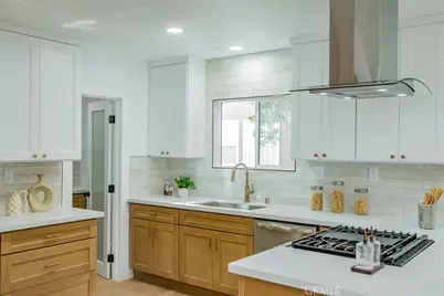 9407 Collett, North Hills, CA 91343 - Photo 17