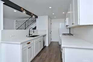 28159 Robin Ave, Saugus, CA 91350 - Photo 9