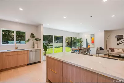 22218 San Miguel Street, Woodland Hills, CA 91364 - Photo 11