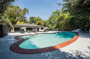 22218 San Miguel St, Woodland Hills, CA 91364 - Photo 31