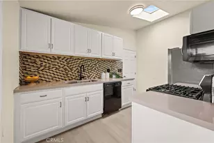 17411 Fairland Ct, Granada Hills, CA 91344 - Photo 5