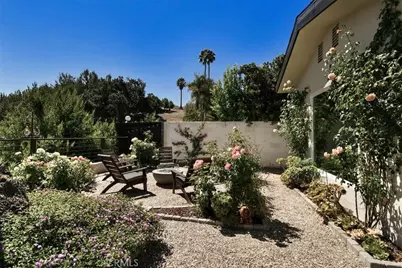 5124 Boda Place, Woodland Hills, CA 91367 - Photo 41