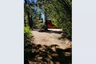 39222 Arapahoe Road, Fawnskin, CA 92333 - Photo 21