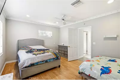 13001 Debby Street, Van Nuys, CA 91401 - Photo 31