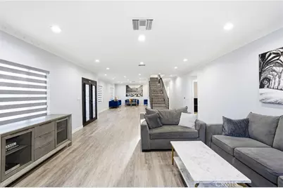 13001 Debby Street, Van Nuys, CA 91401 - Photo 3