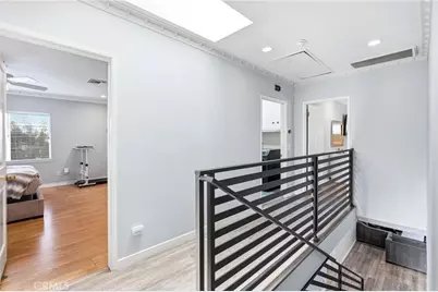 13001 Debby Street, Van Nuys, CA 91401 - Photo 33