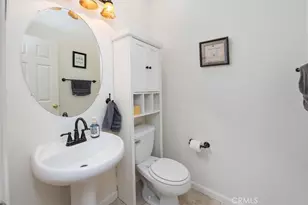 19310 Sidani, Saugus, CA 91350 - Photo 19