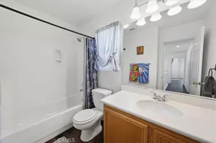 19310 Sidani, Saugus, CA 91350 - Photo 29