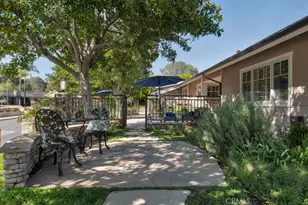 16426 Knollwood Dr, Granada Hills, CA 91344 - Photo 59