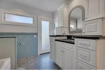 16426 Knollwood Drive, Granada Hills, CA 91344 - Photo 37