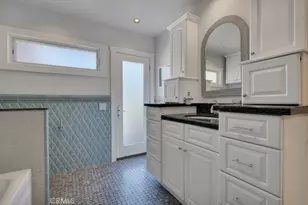 16426 Knollwood Dr, Granada Hills, CA 91344 - Photo 37