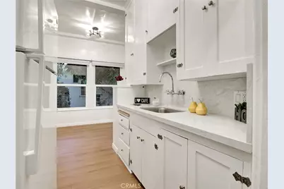 9949 Young Drive #204, Beverly Hills, CA 90212 - Photo 15