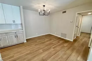 25715 Hogan Dr, Valencia, CA 91355 - Photo 3