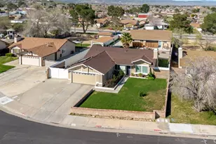 42637 Calandri Ln, Lancaster, CA 93536 - Photo 31