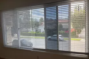 14225 Riverside, Sherman Oaks, CA 91423 - Photo 5