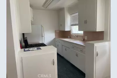 14225 Riverside, Sherman Oaks, CA 91423 - Photo 7