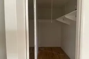 14225 Riverside, Sherman Oaks, CA 91423 - Photo 11