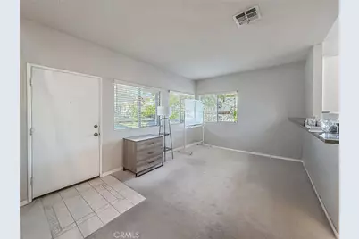 152 Maegan Place #8, Thousand Oaks, CA 91362 - Photo 9