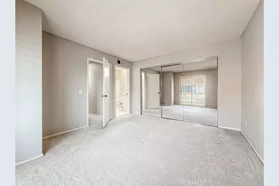 152 Maegan Place #8, Thousand Oaks, CA 91362 - Photo 29