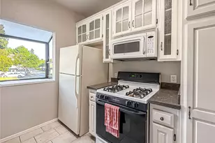 152 Maegan Pl, Thousand Oaks, CA 91362 - Photo 13