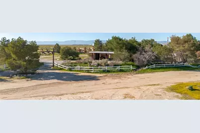 3353 W Avenue C, Lancaster, CA 93536 - Photo 1