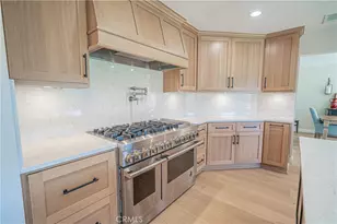 23454 Cloverdale Ct, Newhall, CA 91321 - Photo 19