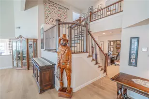 23454 Cloverdale Ct, Newhall, CA 91321 - Photo 7