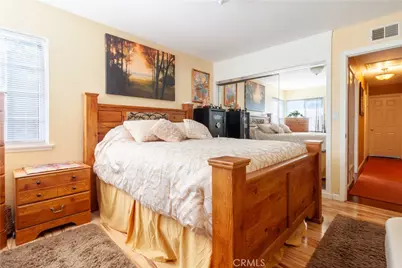 17184 Donmetz, Granada Hills, CA 91344 - Photo 15