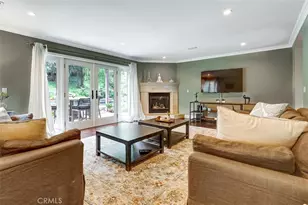 4751 Topeka Dr, Tarzana, CA 91356 - Photo 21