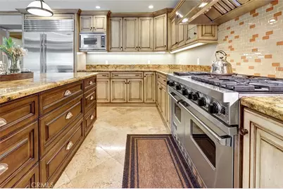 4751 Topeka Drive, Tarzana, CA 91356 - Photo 19