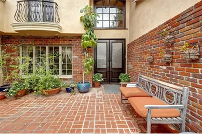 4751 Topeka Drive, Tarzana, CA 91356 - Photo 5