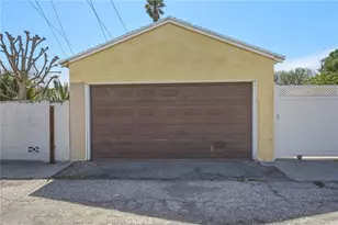 18003 Saticoy St, Reseda, CA 91335 - Photo 25