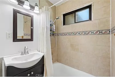 18003 Saticoy Street, Reseda, CA 91335 - Photo 11