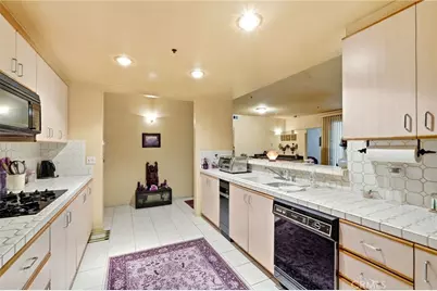 5350 White Oak Avenue #212, Encino, CA 91316 - Photo 9