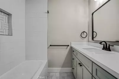 7909 Aldea Avenue, Lake Balboa, CA 91406 - Photo 15