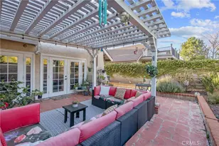 27104 Rio Prado Dr, Valencia, CA 91354 - Photo 41