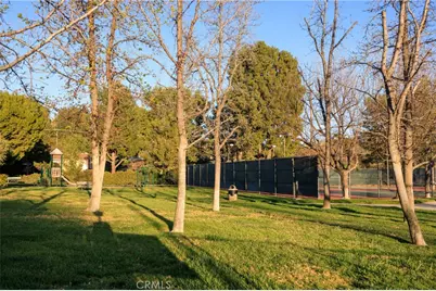 27104 Rio Prado Drive, Valencia, CA 91354 - Photo 33