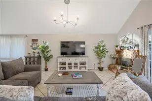 27104 Rio Prado Dr, Valencia, CA 91354 - Photo 5