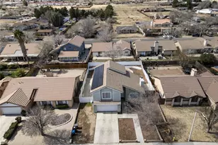 38633 Angele Trumpet Ct, Palmdale, CA 93550 - Photo 17