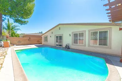 18933 Claycrest, Canyon Country, CA 91351 - Photo 27