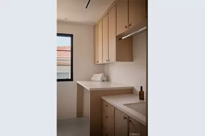 13024 Bloomfield Street, Studio City, CA 91604 - Photo 33