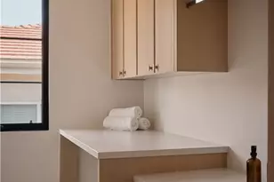 13024 Bloomfield St, Studio City, CA 91604 - Photo 33