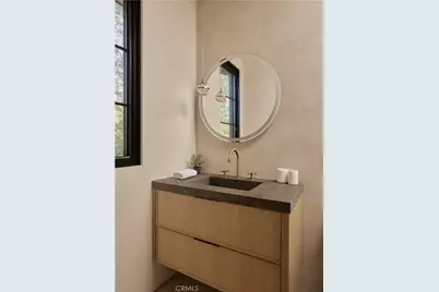 13024 Bloomfield Street, Studio City, CA 91604 - Photo 31