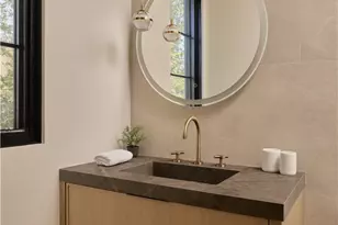 13024 Bloomfield St, Studio City, CA 91604 - Photo 31