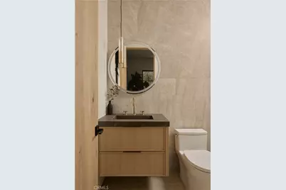 13024 Bloomfield Street, Studio City, CA 91604 - Photo 17