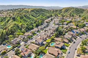 21955 Jeffers Ln, Saugus, CA 91350 - Photo 47