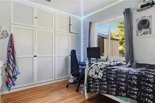 8838 Murietta, Panorama City, CA 91402 - Photo 25