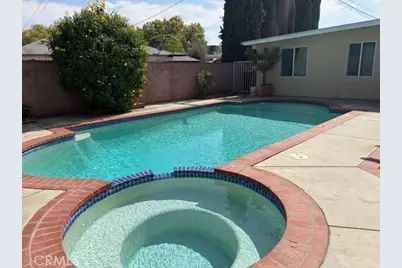 8838 Murietta, Panorama City, CA 91402 - Photo 7